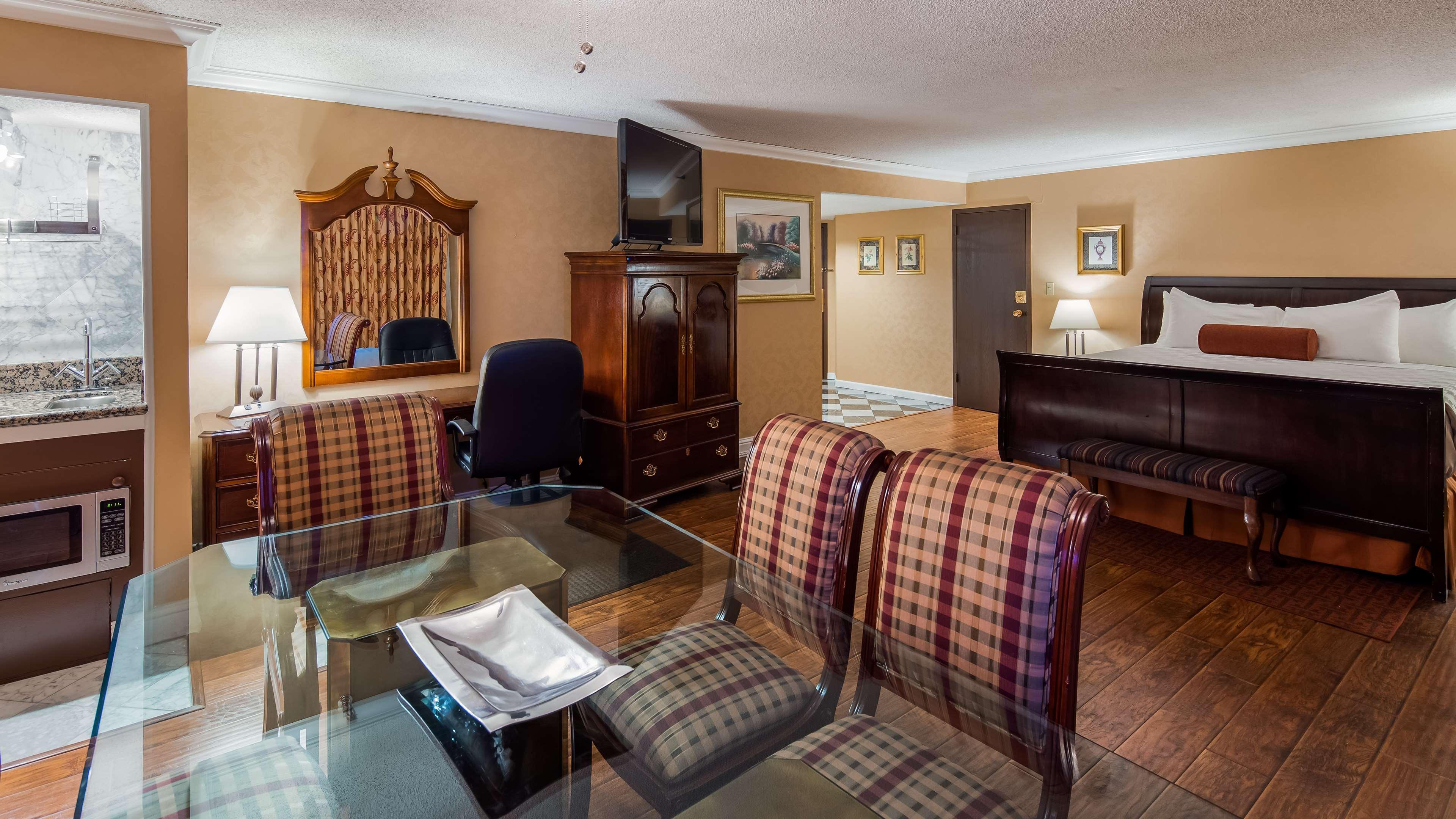 Best Western Plus Grand Waterville